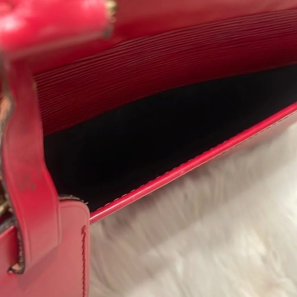 LOUIS VUITTON Epi Riviera Handle Bag